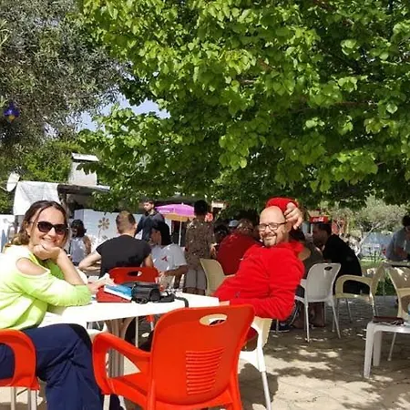 אוהל מפואר Never Land Camping *